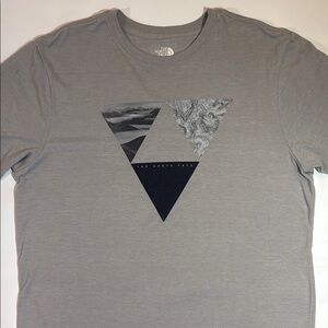 The North Face Gray Short Sleeve Tee with Modern Design